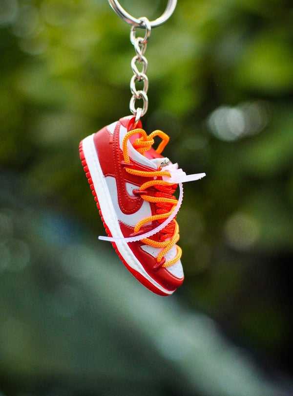 Nike dunks off white keychain